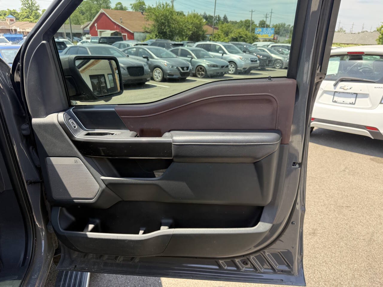 Used 2021 Ford F150 Lariat w/ Equipment Group 502A High AWD/4WD image 14