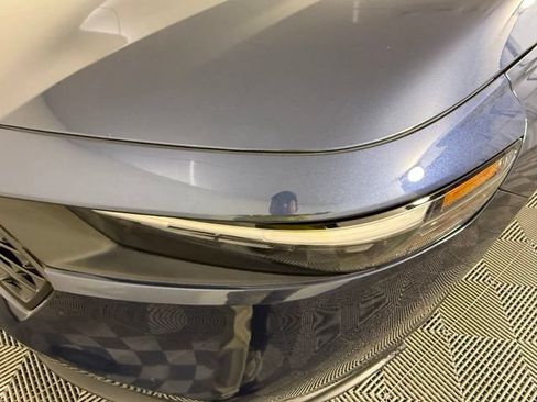 Used 2025 Honda Accord SE image 11