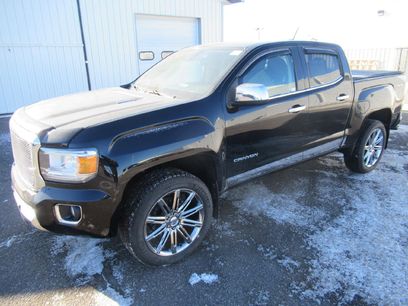Used 2017 GMC Canyon SLT w/ Driver Alert Package