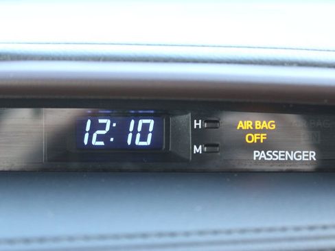 Used 2019 Toyota Highlander XLE image 14