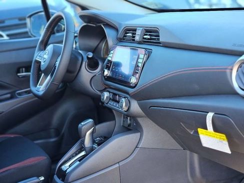 New 2025 Nissan Versa SR image 11