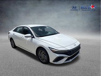 Used 2024 Hyundai Elantra SEL FWD 360° Tour