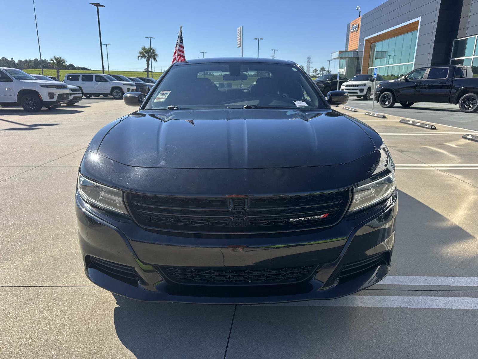 Used 2021 Dodge Charger SXT w/ Blacktop Package RWD image 2