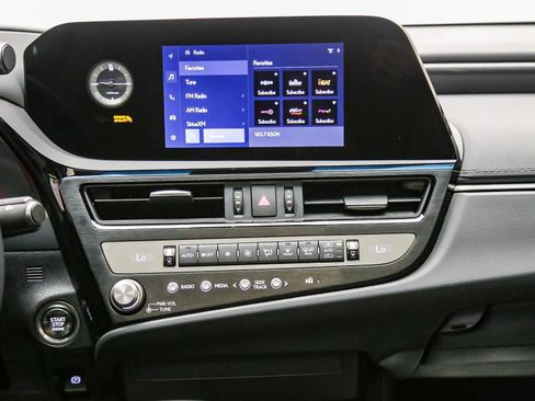 Used 2025 Lexus ES 350 w/ Accessory Package (Z2) FWD image 14