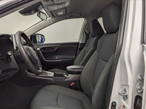 Used 2024 Toyota RAV4 LE image 14