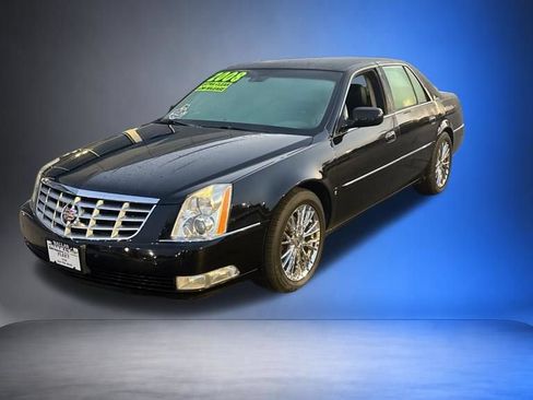 Used 2008 Cadillac DTS FWD image 9