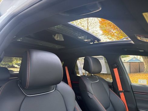 New 2026 Genesis GV70 3.5T Sport Advanced AWD/4WD image 37
