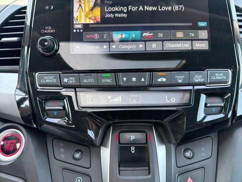 Used 2022 Honda Odyssey EX-L image 25
