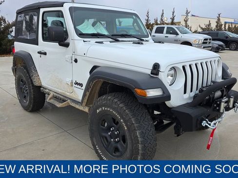 Used 2023 Jeep Wrangler Sport image 7