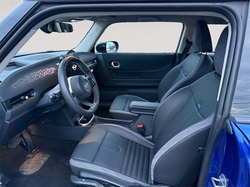 Certified 2025 MINI Cooper S image 7