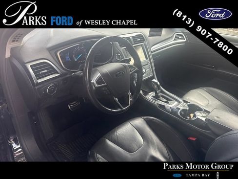 Used 2016 Ford Fusion Titanium FWD image 5