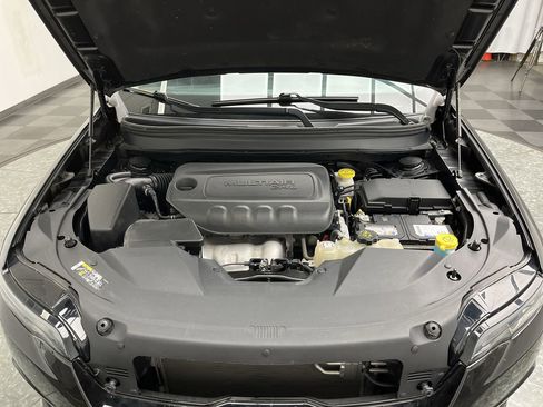 Used 2021 Jeep Cherokee Latitude Plus FWD image 25