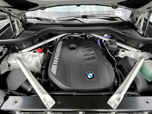 New 2026 BMW X5 sDrive40i w/ Climate Comfort Package RWD image 16