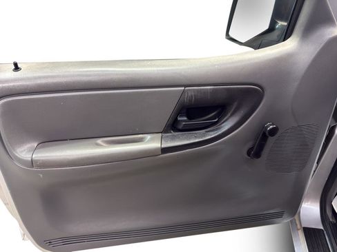 Used 2009 Ford Ranger FX4 image 13