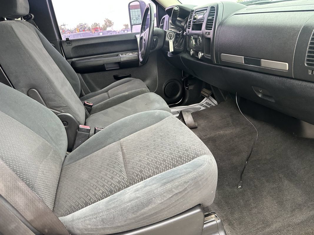 Used 2007 Chevrolet Silverado 1500 LT w/ 1LT Convenience Package RWD image 17