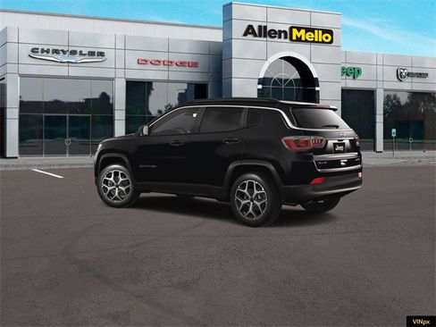 New 2026 Jeep Compass Limited image 4