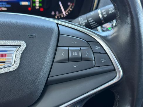 Used 2019 Cadillac XT5 Luxury FWD image 28