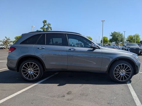 Used 2022 Mercedes-Benz GLC 300 image 4