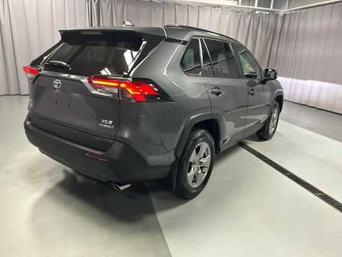 Used 2024 Toyota RAV4 XLE w/ Convenience Package AWD/4WD image 7