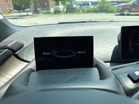 Used 2017 BMW i3 w/ Range Extender RWD image 18