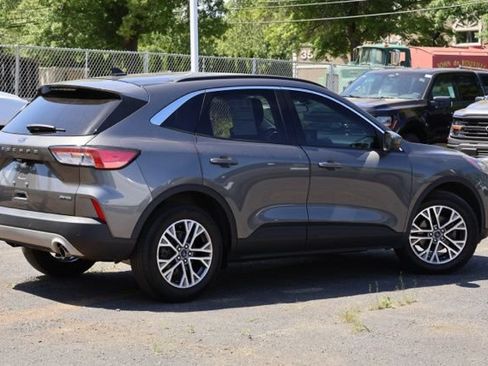 Certified 2022 Ford Escape SEL AWD/4WD image 3
