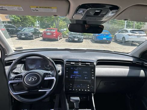 Used 2022 Hyundai Tucson SEL w/ Convenience + Premium Package FWD image 18