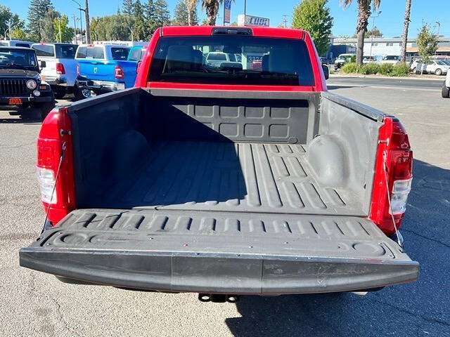Used 2015 RAM 2500 Tradesman w/ Chrome Appearance Group AWD/4WD image 10