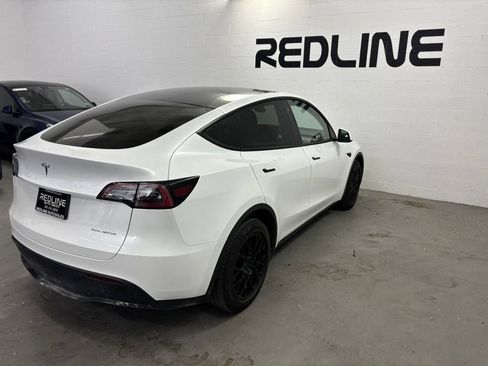 Used 2023 Tesla Model Y AWD image 6