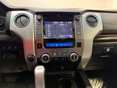 Used 2014 Toyota Tundra Limited w/ Limited Premium Package AWD/4WD image 18