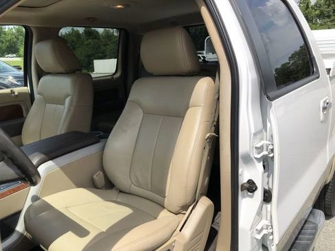 Used 2010 Ford F150 Lariat RWD image 14