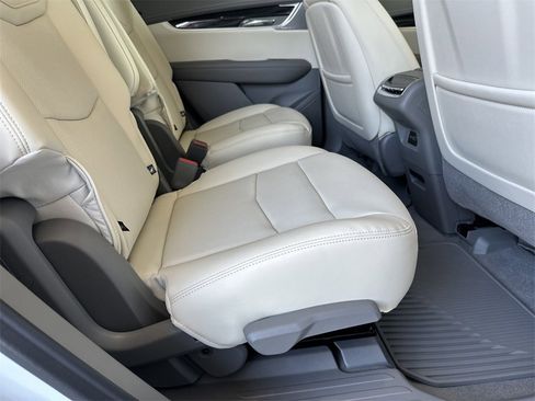New 2025 Cadillac XT6 Premium Luxury w/ Technology Package image 35