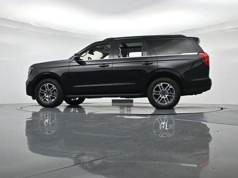 Used 2025 Ford Expedition Active AWD/4WD image 42