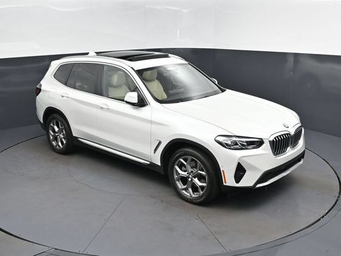 Certified 2024 BMW X3 sDrive30i w/ Premium Package RWD image 36