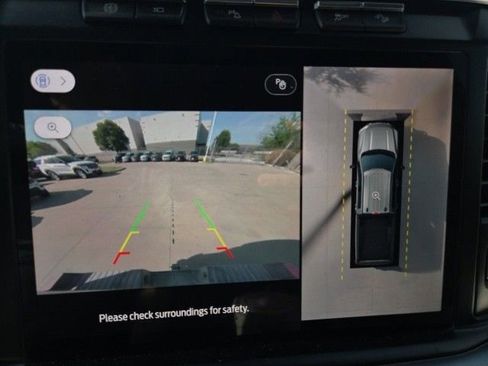 Used 2024 Ford F350 Platinum w/ FX4 Off-Road Package image 9