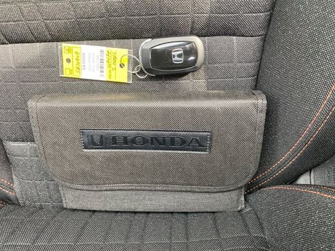 Certified 2023 Honda HR-V Sport image 38