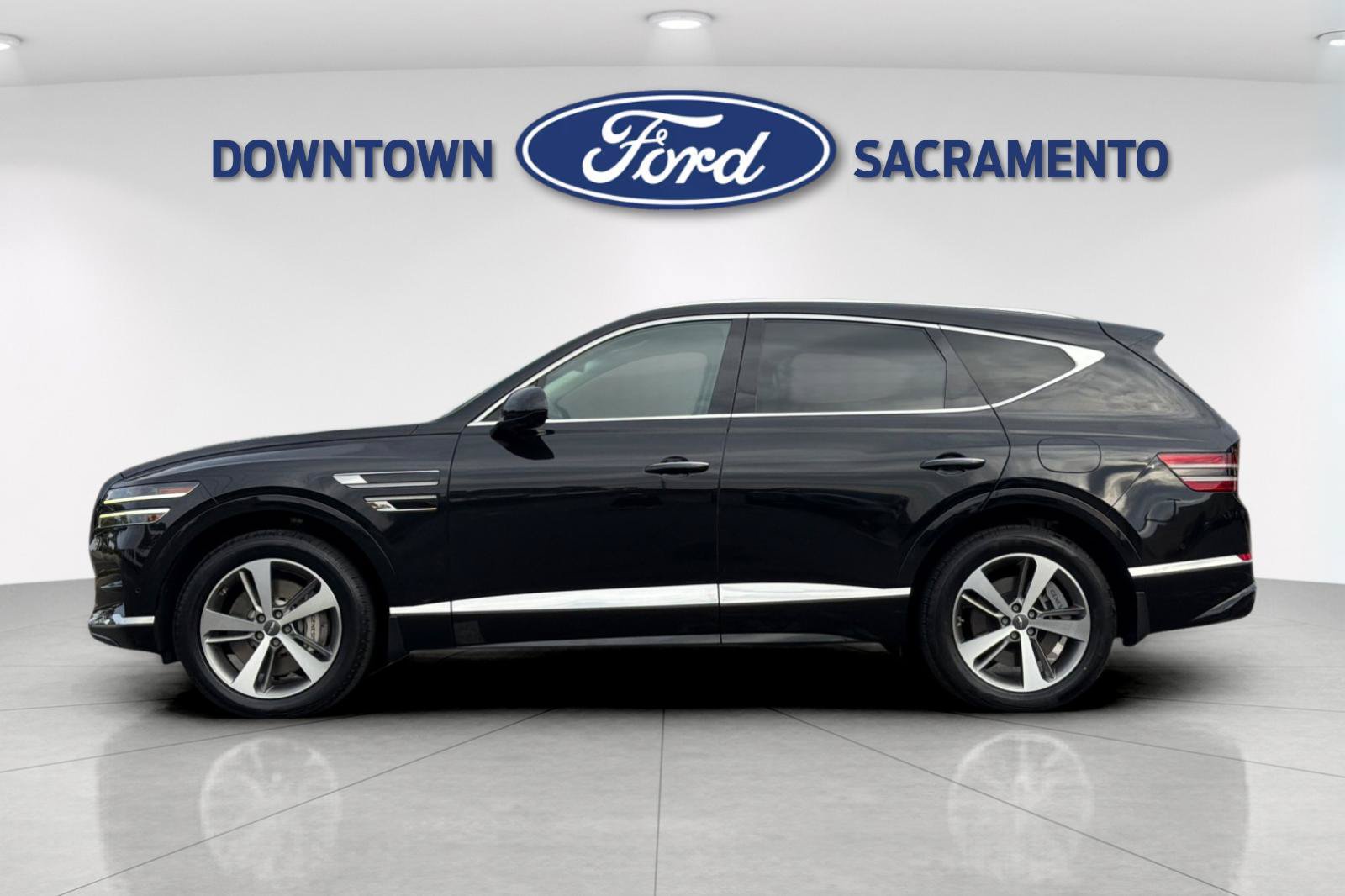 Used 2023 Genesis GV80 3.5T Advanced + AWD/4WD image 2