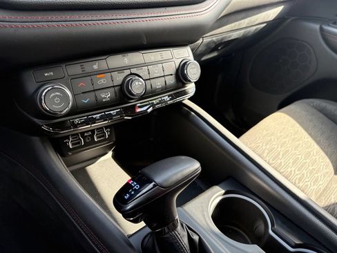 Used 2026 Dodge Durango GT AWD/4WD image 23