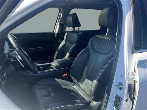 Used 2024 Hyundai Palisade Limited image 24