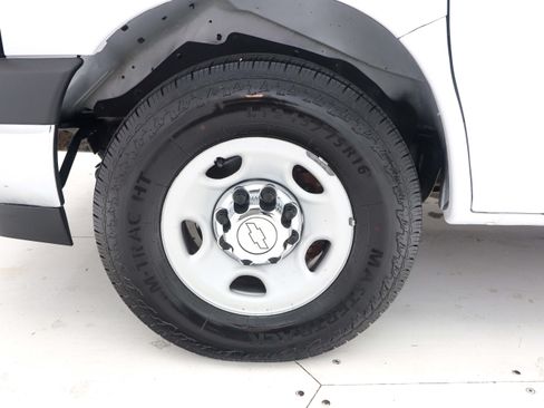 Used 2019 Chevrolet Express 3500 LT w/ LT Preferred Equipment Group RWD image 26