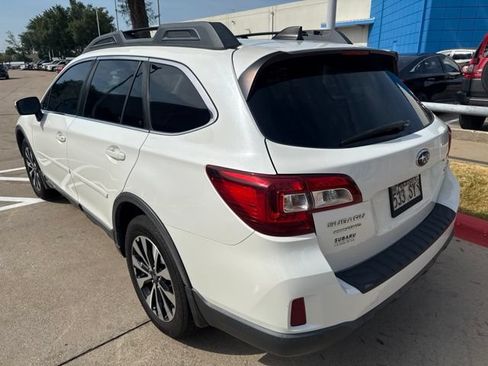 Used 2017 Subaru Outback 2.5i Limited AWD/4WD image 4