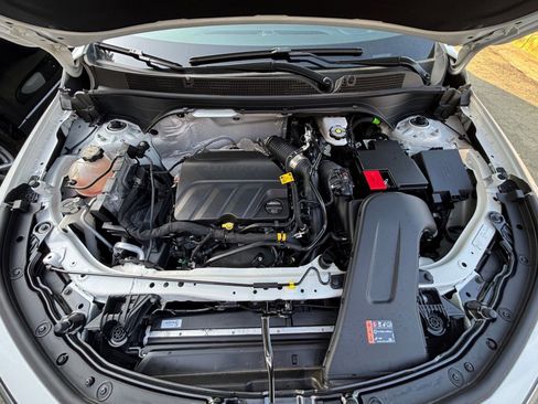 Used 2025 Buick Envista Sport Touring image 33