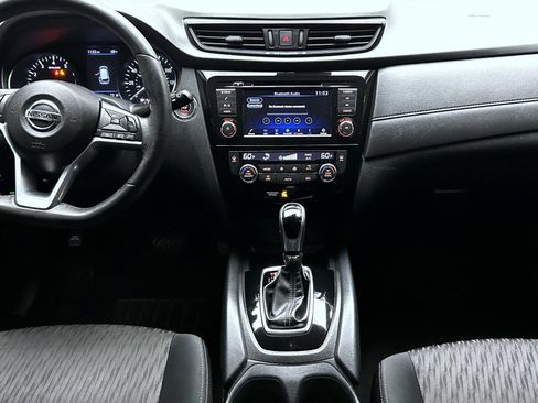 Used 2019 Nissan Rogue SV AWD/4WD image 13
