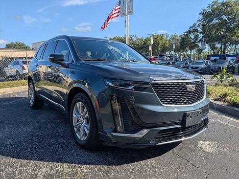 Used 2021 Cadillac XT6 Luxury FWD image 6