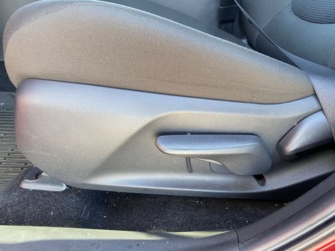 Used 2025 Toyota RAV4 LE image 21