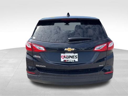 Used 2021 Chevrolet Equinox LS w/ LS Convenience Package AWD/4WD image 7