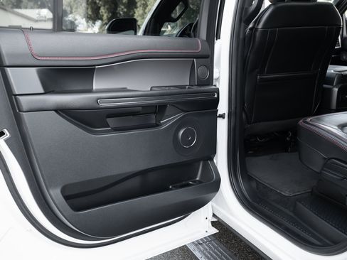 Used 2021 Ford Expedition Max Limited image 44