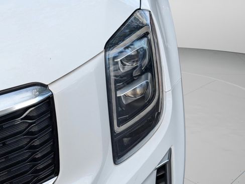 Certified 2022 Kia Telluride EX w/ EX Premium Package image 25