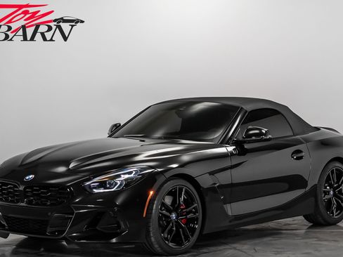 Used 2025 BMW Z4 M40i w/ Edition image 9