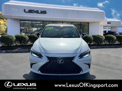 Used 2024 Lexus ES 350 Ultra Luxury w/ Accessory Package (Z1) image 8
