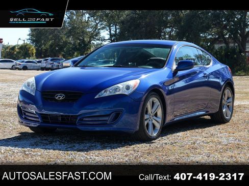 Used 2011 Hyundai Genesis 2.0T image 1